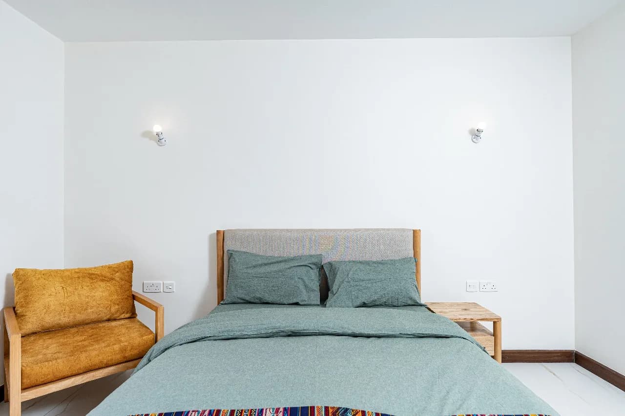 3-Bedroom Silvermist Residence — photo 3