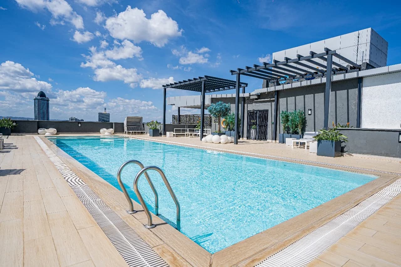 2-Bedroom Apartment Riverside Square