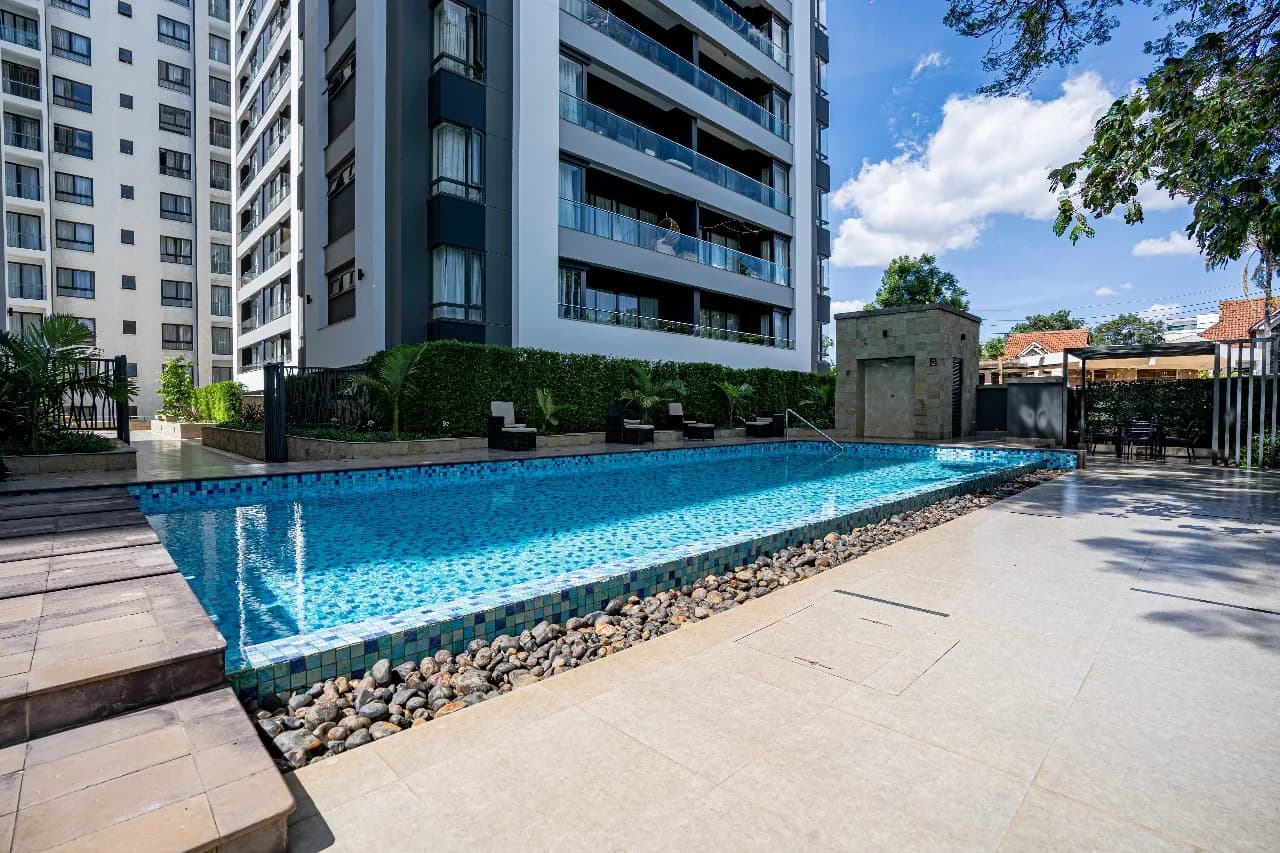 2-Bedroom Apartment Riverside Square — photo 3